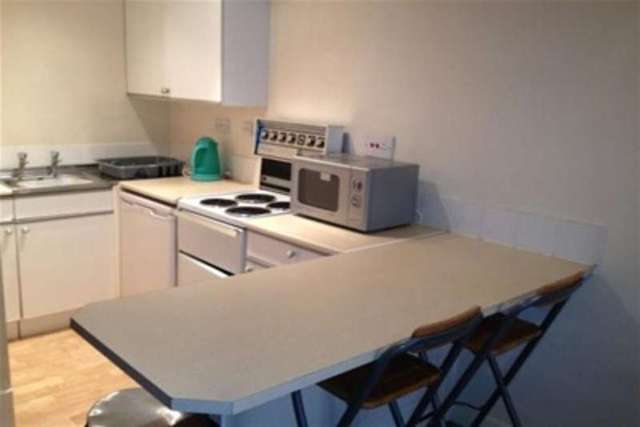  Image of 1 bedroom Flat to rent in The Chandlers Leeds LS2 at Leeds, LS2 7EZ
