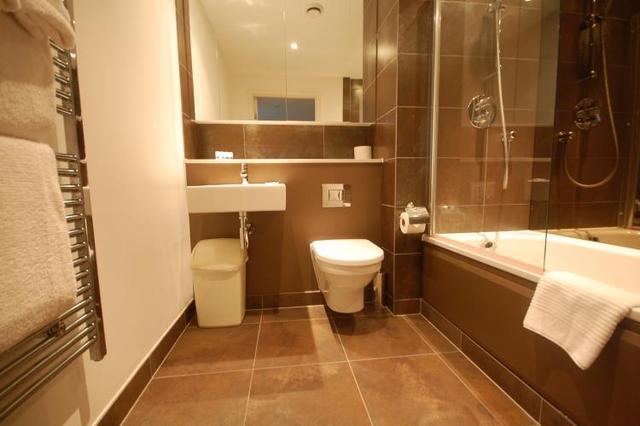  Image of 1 bedroom Flat to rent in Marsh Wall London E14 at Canary Wharf  London, E14 9EG