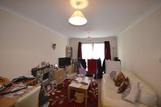  Image of 1 bedroom Flat to rent in Hampden Close St. Leonards-on-Sea TN37 at Hampden Close  St Leonards On Sea, TN37 6GB