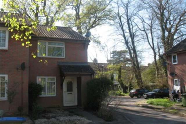  Image of 2 bedroom Detached house to rent in The Oaks Southampton SO19 at Southampton, SO19 7RP