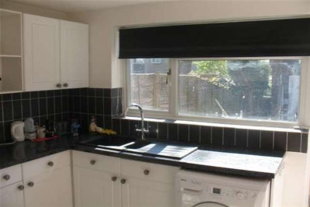  Image of 2 bedroom Detached house to rent in The Oaks Southampton SO19 at Southampton, SO19 7RP
