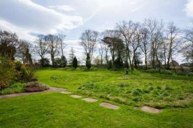  Image of 4 bedroom Property for sale in Pollington Pollington Goole DN14 at Pollington Goole, DN14 0DZ