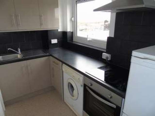  Image of 1 bedroom Flat to rent in The Towers Stevenage SG1 at Southgate  Stevenage, SG1 1HE