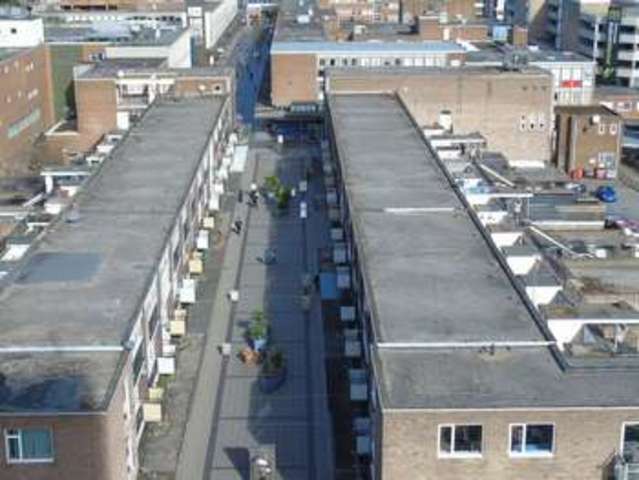  Image of 1 bedroom Flat to rent in The Towers Stevenage SG1 at Southgate  Stevenage, SG1 1HE