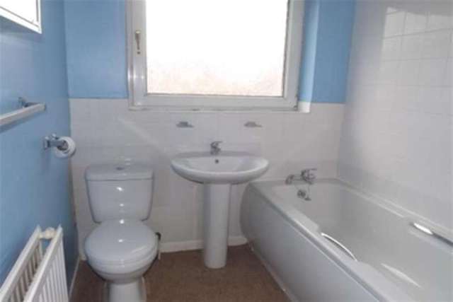  Image of 3 bedroom Detached house to rent in Thorn Hill Close Blackburn BB1 at Blackburn, BB1 1YG
