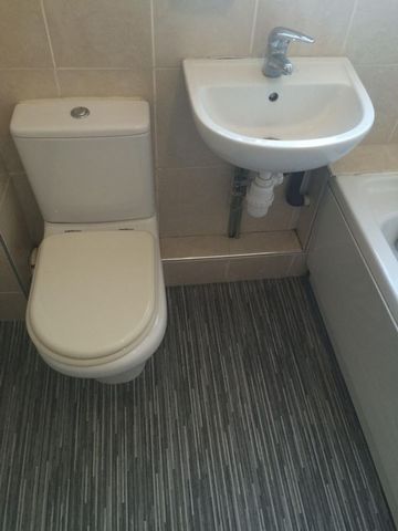  Image of 1 bedroom Flat to rent in Thornside Walk Woolton Liverpool L25 at Thornside Walk Gateacre Liverpool, L25 5PH