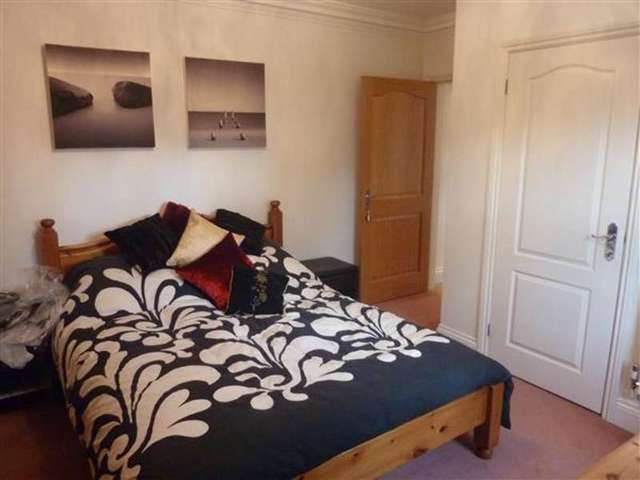  Image of 5 bedroom Detached house for sale in Brudenell Avenue Canford Cliffs Poole BH13 at Branksome Park, BH13 7NW