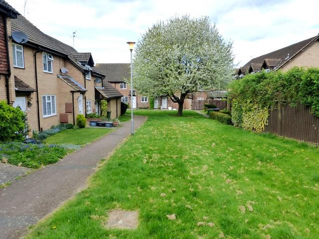  Image of 1 bedroom Cluster House for sale in Tilsworth Walk Sandridge St. Albans AL4 at Tilsworth Walk  St. Albans, AL4 9JT