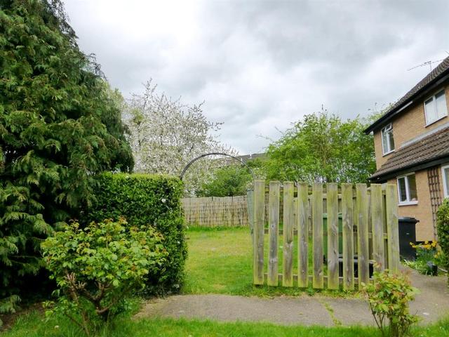  Image of 1 bedroom Cluster House for sale in Tilsworth Walk Sandridge St. Albans AL4 at Tilsworth Walk  St. Albans, AL4 9JT