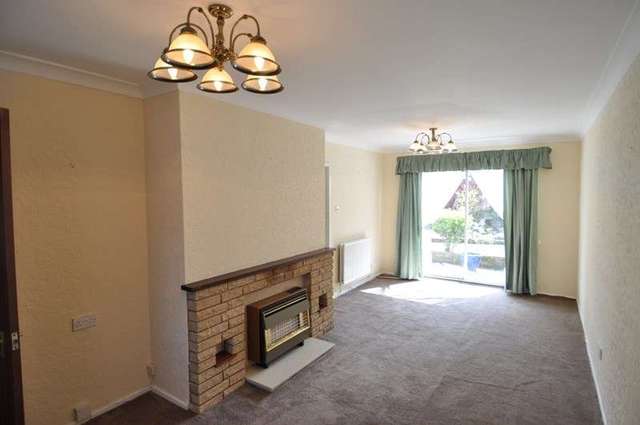  Image of 3 bedroom Terraced house to rent in Tinmeadow Crescent Rednal Birmingham B45 at Tinmeadow Crescent Rednal Birmingham, B45 8TL