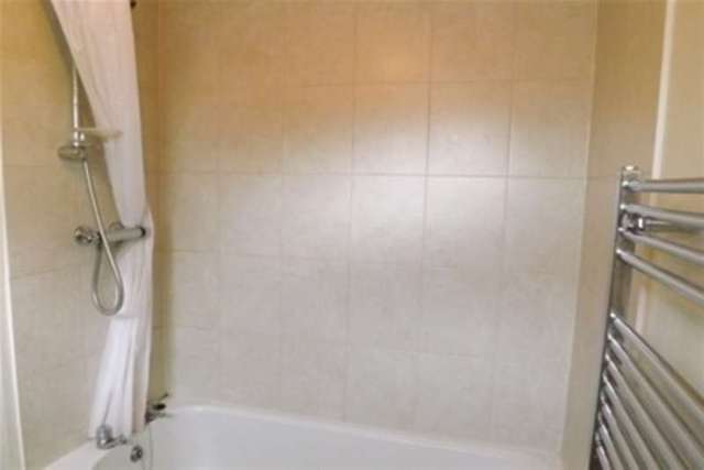  Image of 2 bedroom Flat to rent in Treynham Close Wolverhampton WV1 at Wolverhampton, WV1 2UG