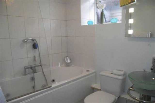  Image of 1 bedroom Flat to rent in Tunnel Hill Worcester WR4 at Worcester, WR4 9SD