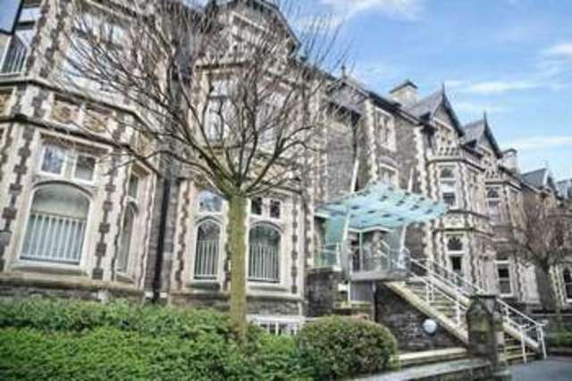  Image of 2 bedroom Flat for sale in Elmdale Road Tyndalls Park Bristol BS8 at Elmdale Road Tyndalls Park Bristol, BS8 1SY