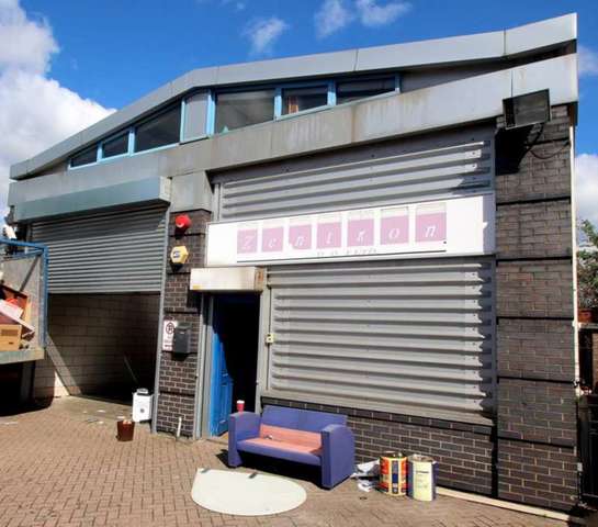  Image of Detached house to rent in Cumberland Park Scrubs Lane London NW10 at Scrubs Lane  London, NW10 6RE