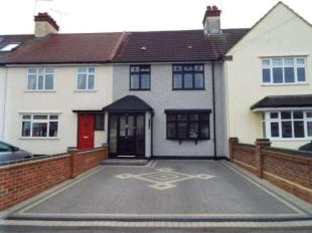  Image of 3 bedroom Terraced house for sale in Moor Lane Cranham Upminster RM14 at Upminster  Cranham, RM14 1EU