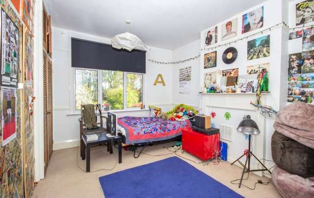  Image of 3 bedroom Terraced house for sale in Upper Elmers End Road Beckenham BR3 at Beckenham, BR3 3DB