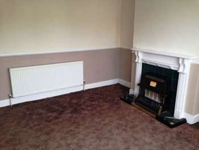  Image of 3 bedroom Flat to rent in Valkyrie Road Westcliff-on-Sea SS0 at Valkyrie Road  Westcliff-On-Sea, SS0 8AW