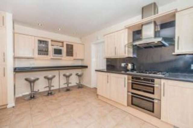  Image of 5 bedroom Detached house for sale in Valley Drive Yarm TS15 at Yarm Durham Yarm, TS15 9JQ