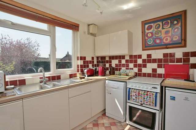  Image of 3 bedroom Town House for sale in Vernon Close Leamington Spa CV32 at Leamington Spa Warwickshire, CV32 6HH