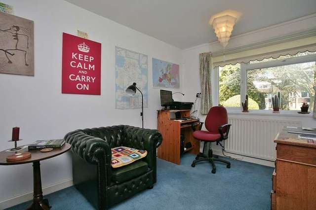  Image of 3 bedroom Town House for sale in Vernon Close Leamington Spa CV32 at Leamington Spa Warwickshire, CV32 6HH