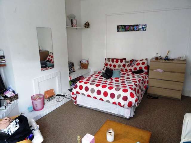  Image of 5 bedroom Terraced house for sale in Vernon Terrace Bath BA2 at Bath Corston, BA2 3DA