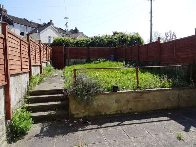  Image of 5 bedroom Terraced house for sale in Vernon Terrace Bath BA2 at Bath Corston, BA2 3DA