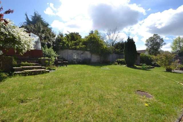  Image of 4 bedroom Detached house for sale in Woodlinken Drive Verwood BH31 at Verwood, BH31 6BW