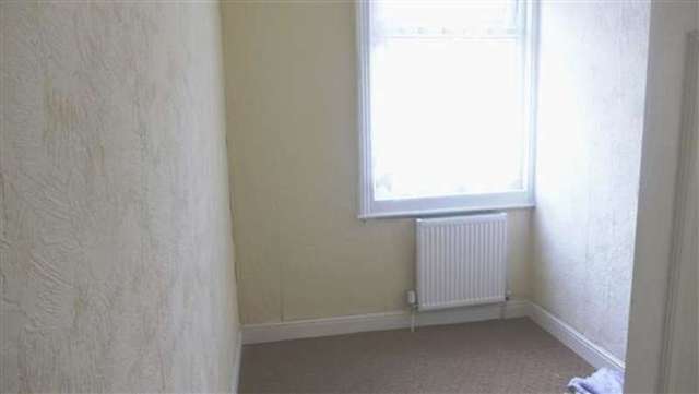  Image of 3 bedroom Detached house to rent in Victoria Street Scarborough YO12 at Falsgrave, YO12 7SS