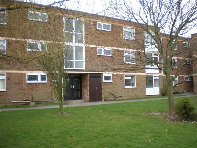  Image of 2 bedroom Flat to rent in Rogate Road Worthing BN13 at Worthing, BN13 2DX