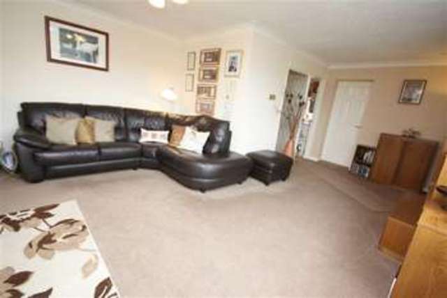  Image of 3 bedroom Property for sale in Waingap Rise Rochdale OL12 at Waingap Rise Syke Syke, OL12 9UB