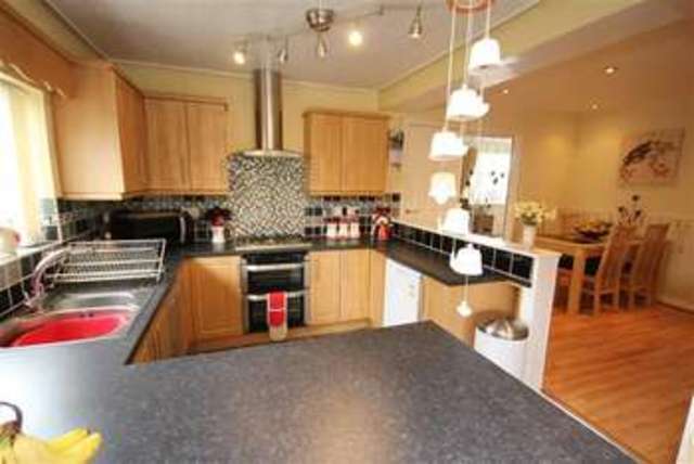  Image of 3 bedroom Property for sale in Waingap Rise Rochdale OL12 at Waingap Rise Syke Syke, OL12 9UB