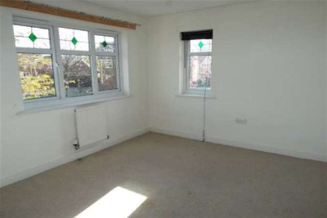  Image of 4 bedroom Detached house to rent in Wainwright Close Rhos on Sea Colwyn Bay LL28 at Colwyn Bay, LL28 4DZ