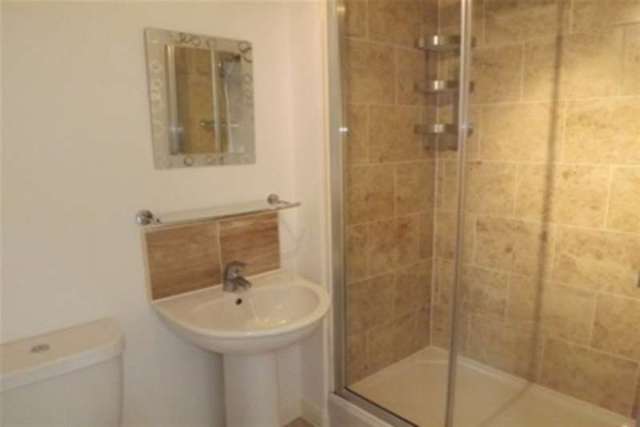  Image of 4 bedroom Property to rent in Wall Street Devonport Plymouth PL1 at Plymouth, PL1 4GP