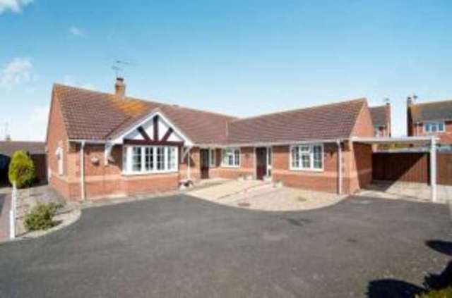  Image of 3 bedroom Bungalow for sale in Woodpecker Drive Watton Thetford IP25 at Watton Thetford Watton, IP25 6TW