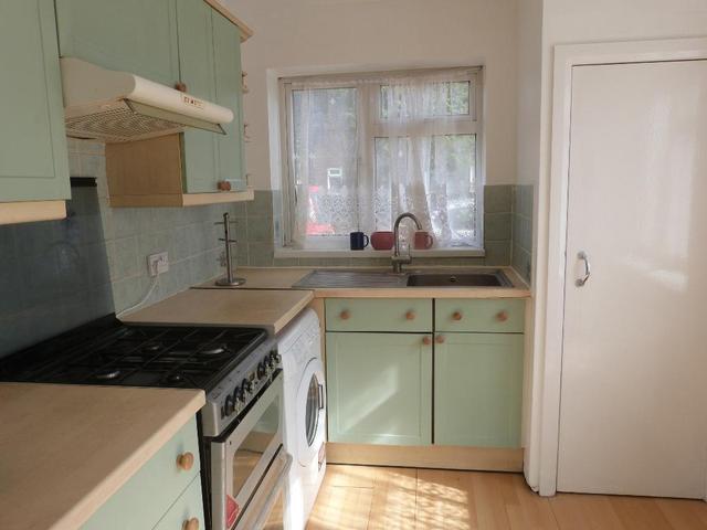 Image of 2 bedroom Maisonette to rent in Wellington Road Feltham TW14 at Hatton Cross, TW14 9QX