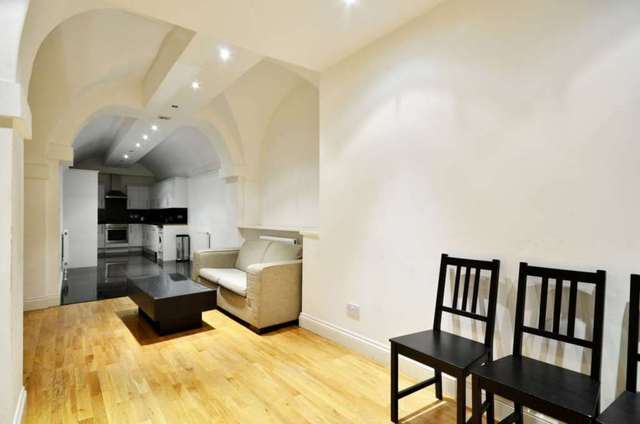  Image of 4 bedroom Flat to rent in Weymouth Mews London W1G at Marylebone, W1G 7DX