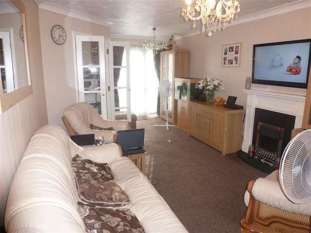  Image of 2 bedroom Retirement Property for sale in Wharfside Close Erith DA8 at Erith Kent Erith, DA8 1QW