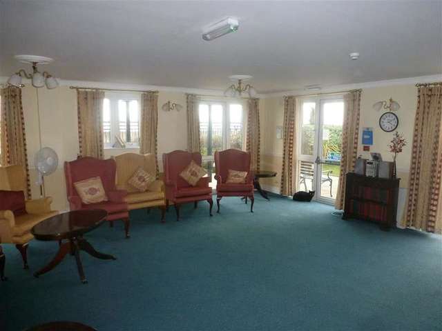  Image of 2 bedroom Retirement Property for sale in Wharfside Close Erith DA8 at Erith Kent Erith, DA8 1QW