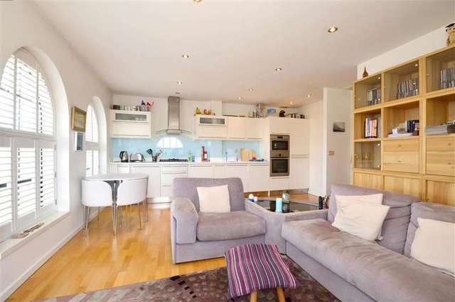  Image of 2 bedroom Flat for sale in Whitefriars Wharf Tonbridge TN9 at Tonbridge Kent Tonbridge, TN9 1QR