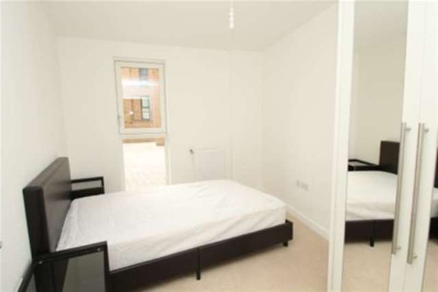  Image of 2 bedroom Flat to rent in Whitestone Way Croydon CR0 at Croydon, CR0 4FG