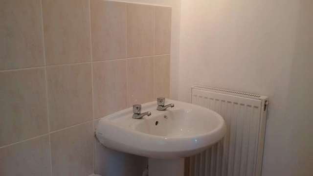 Image of 1 bedroom Property to rent in Wick Road London E9 at Wick Road  London, E9 5AN