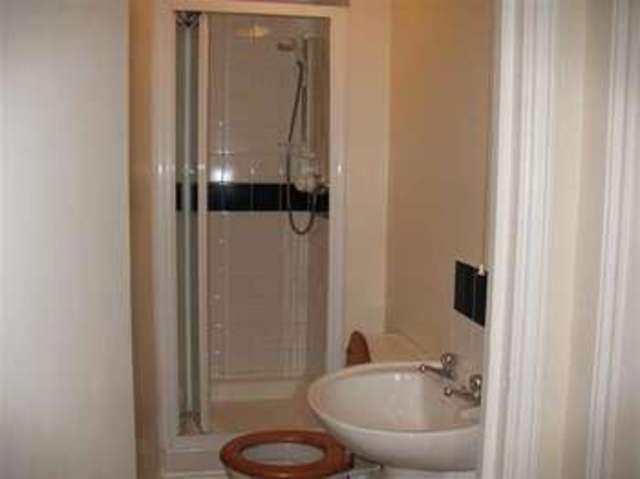  Image of 1 bedroom Apartment to rent in William Street Reading RG1 at Reading Berkshire Reading, RG1 7DE