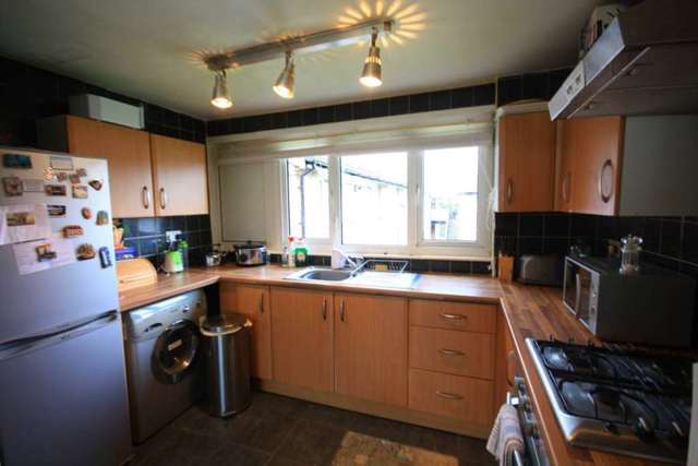  Image of 2 bedroom Apartment to rent in Wilton Court Prestwich Manchester M25 at Wilton Court  Manchester, M25 2RT