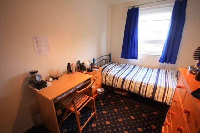  Image of 2 bedroom Apartment to rent in Wilton Court Prestwich Manchester M25 at Wilton Court  Manchester, M25 2RT