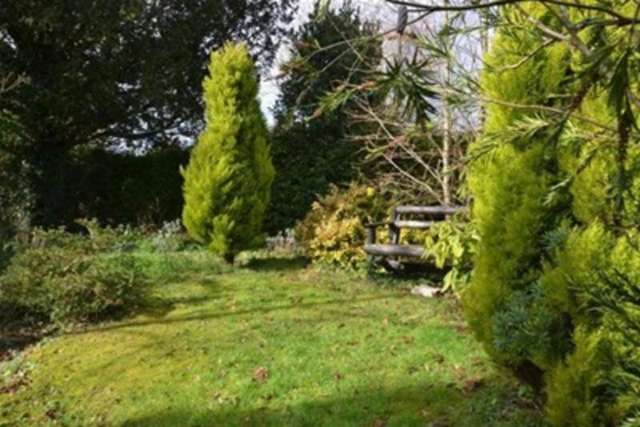  Image of 2 bedroom Flat to rent in Station Road Sway Lymington SO41 at Lymington, SO41 6AA