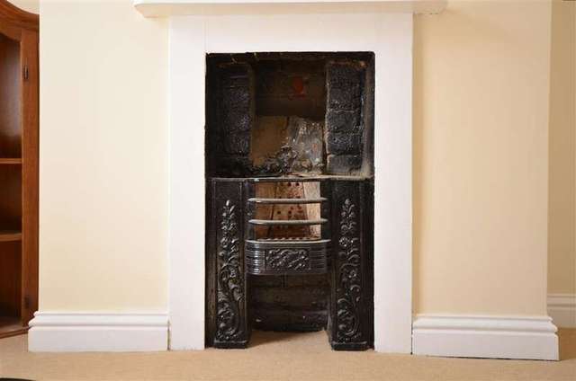  Image of 3 bedroom Terraced house for sale in Winchelsea Street Dover CT17 at Dover Kent Dover, CT17 9ST