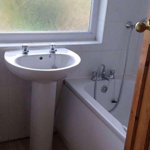  Image of 3 bedroom Property to rent in Windsor Road Enfield EN3 at Windsor Road  Enfield, EN3 6RF