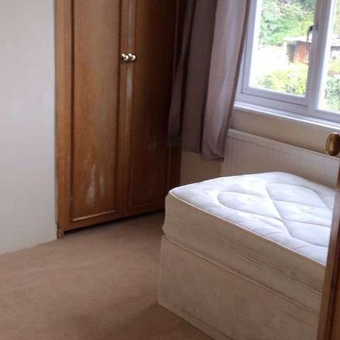 Image of 3 bedroom Property to rent in Windsor Road Enfield EN3 at Windsor Road  Enfield, EN3 6RF