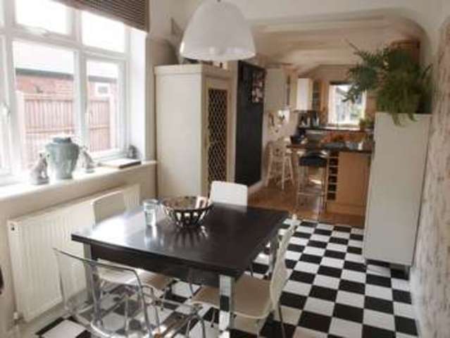  Image of 3 bedroom Semi-Detached house for sale in Windsor Road Newark NG24 at Windsor Road  Newark, NG24 4HX