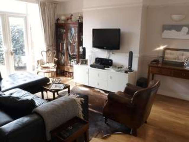  Image of 3 bedroom Semi-Detached house for sale in Windsor Road Newark NG24 at Windsor Road  Newark, NG24 4HX